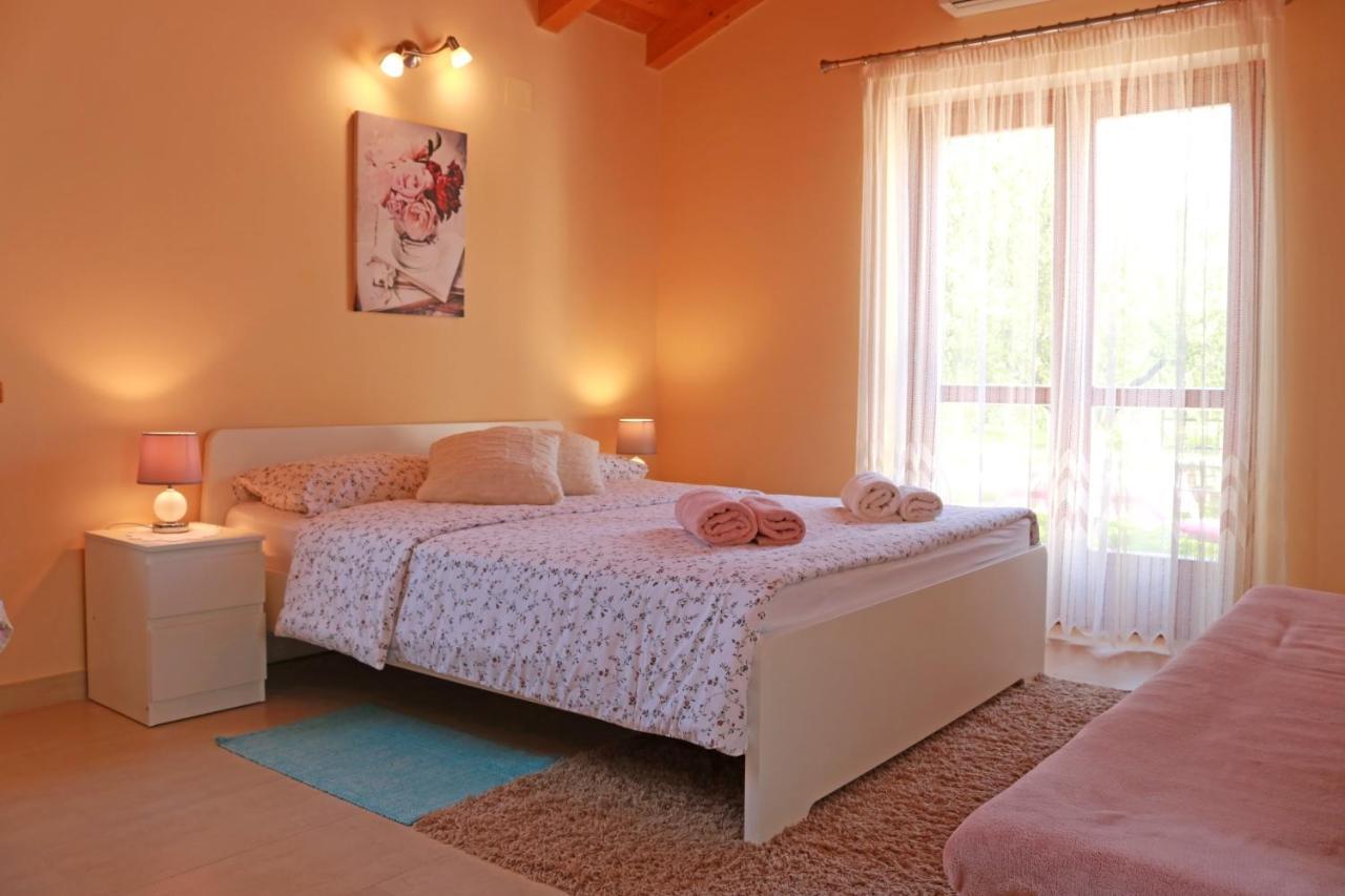 Studio Apartment Volta Crveni Vrh Kültér fotó